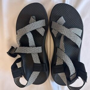 Chacos Adjustable Sport Hiking Sandals Women's Size 7 Black & White Adjustable